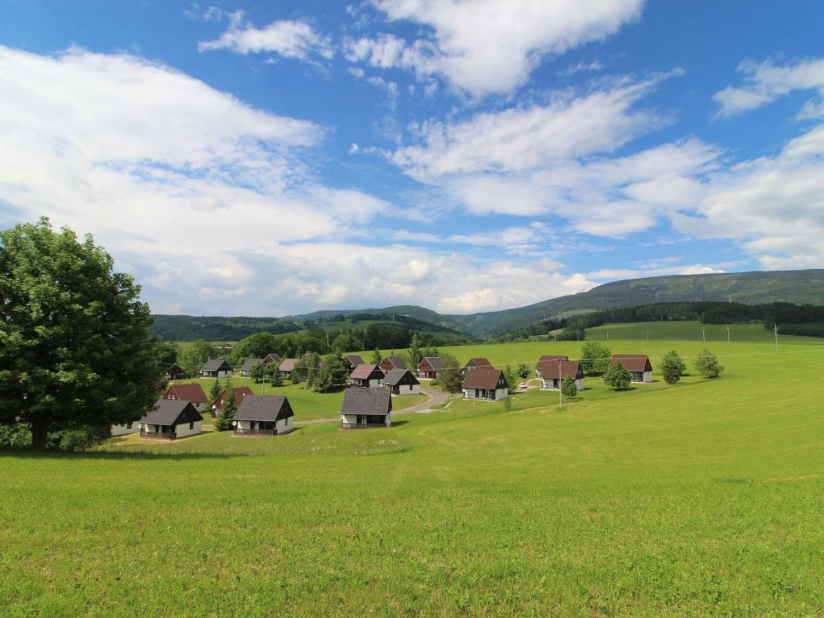 Holiday Home Holiday Hill 39 By Interhome Cista  Exteriör bild