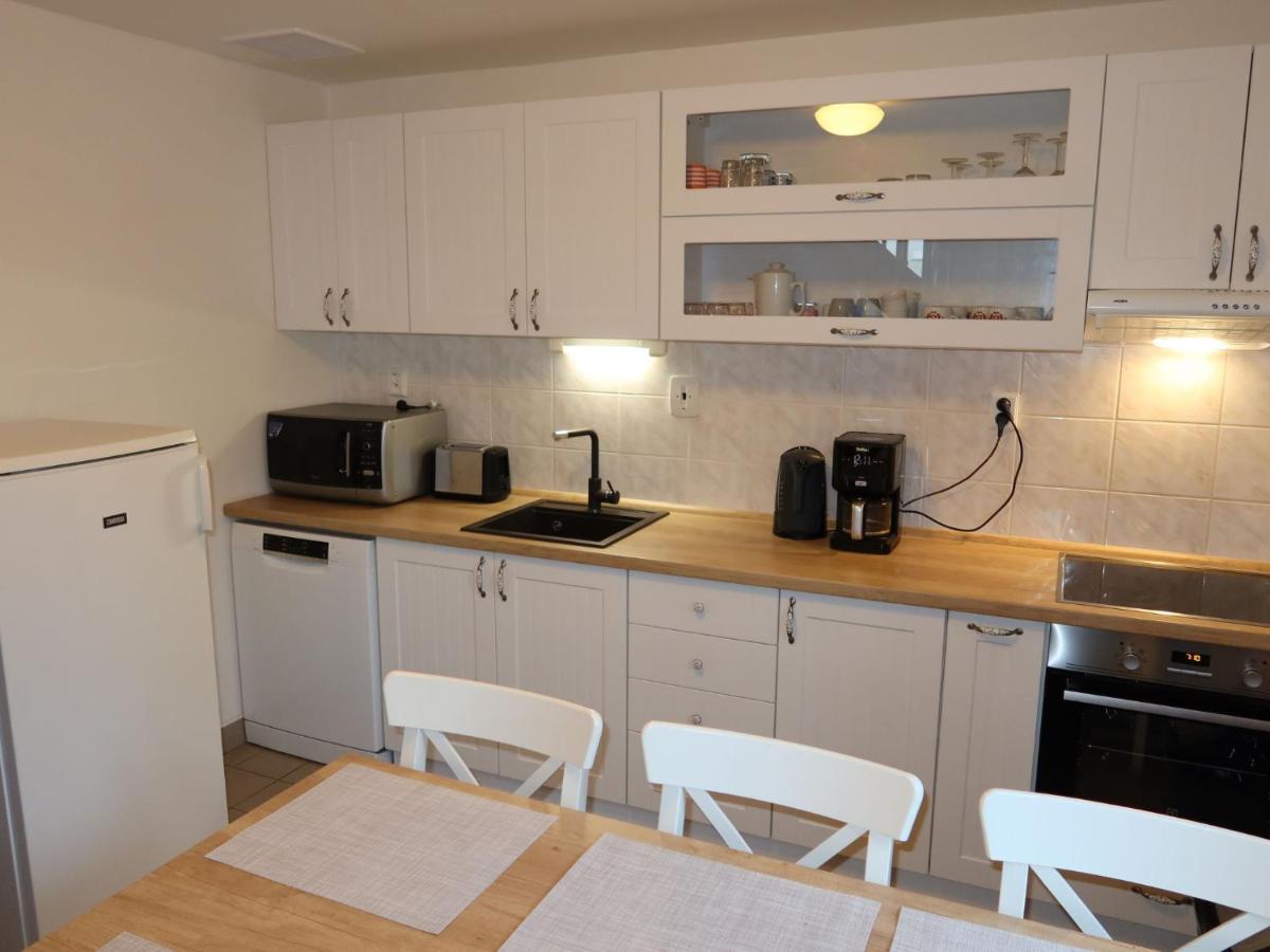 Holiday Home Holiday Hill 39 By Interhome Cista  Exteriör bild